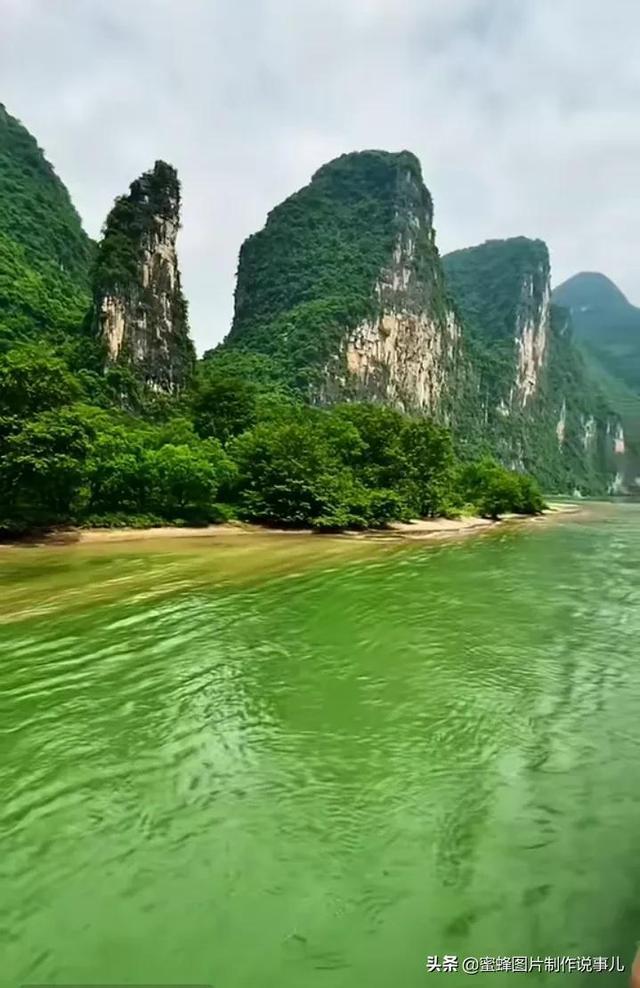 周厉王暴虐，“国人暴动”；周幽王“烽火戏诸侯”，西周灭亡